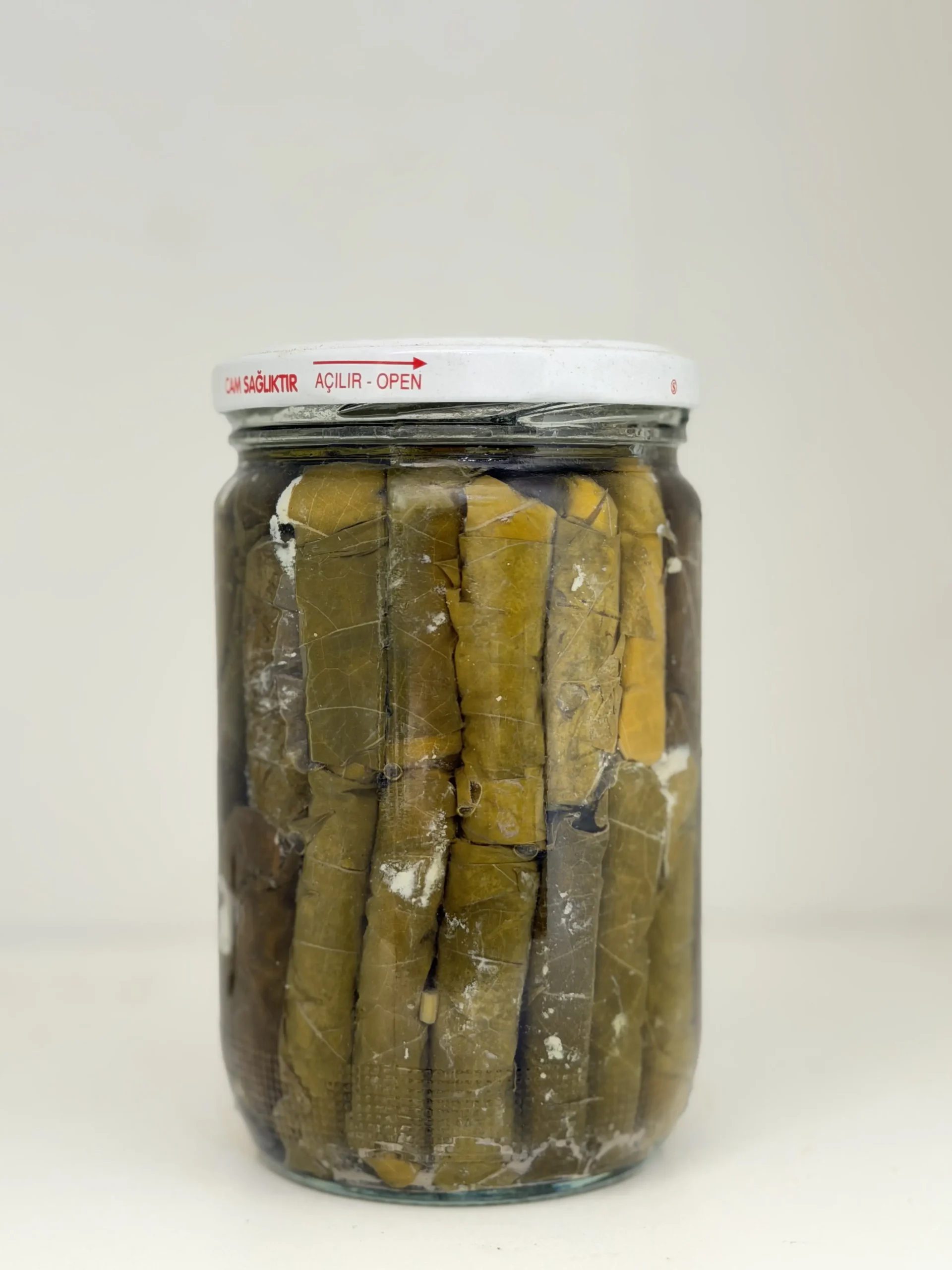 ورق عنب باللبنة